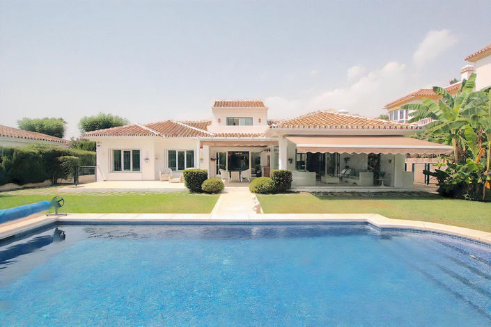 Image No.1-Villa de 4 chambres à vendre à Mijas Golf