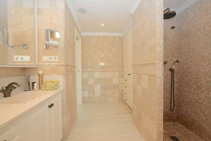 Image No.22-4 Bed Villa for sale