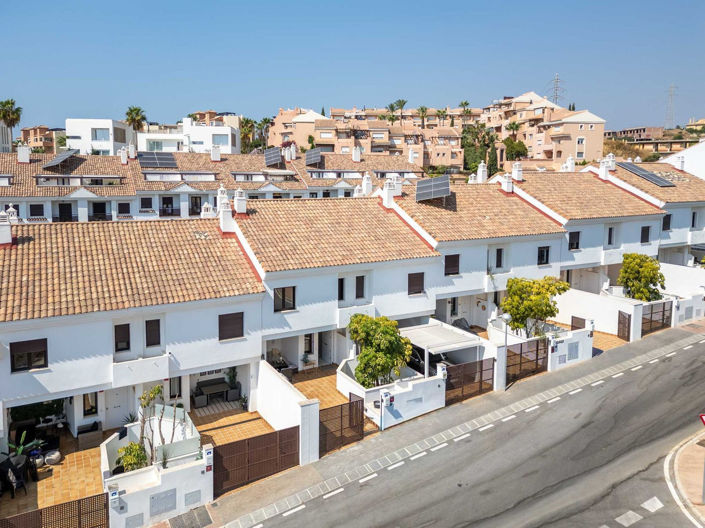 Image No.2-Maison de ville de 3 chambres à vendre à Riviera del Sol