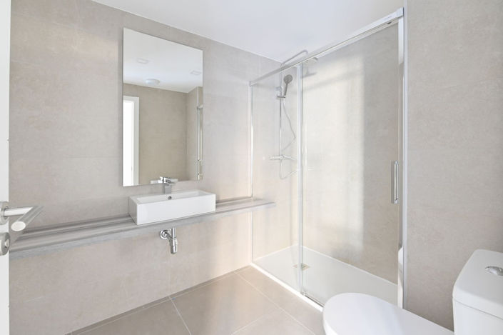 Image No.17-3 Bed Apartment for sale