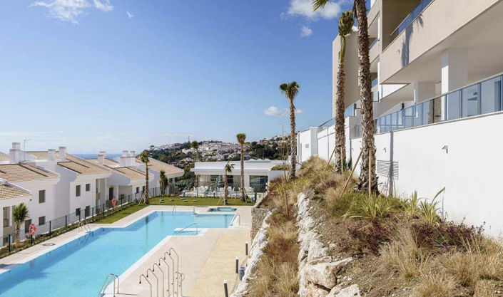 Image No.20-3 Bed Apartment for sale