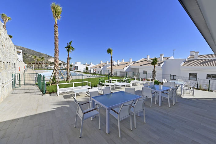 Image No.23-3 Bed Apartment for sale