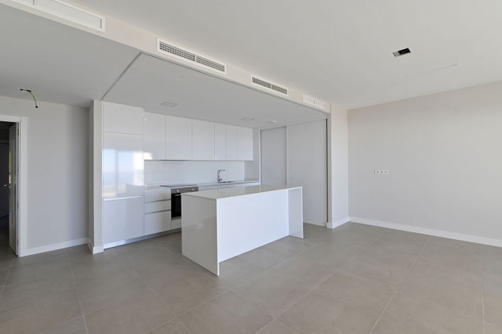 Image No.8-3 Bed Apartment for sale