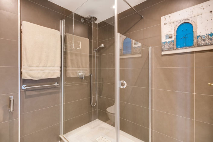 Image No.15-2 Bed Apartment for sale