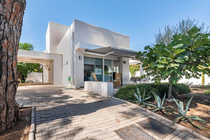 Image No.1-Villa de 4 chambres à vendre à Marbella