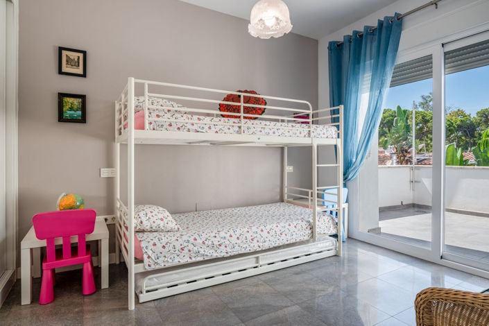 Image No.18-4 Bed Villa for sale
