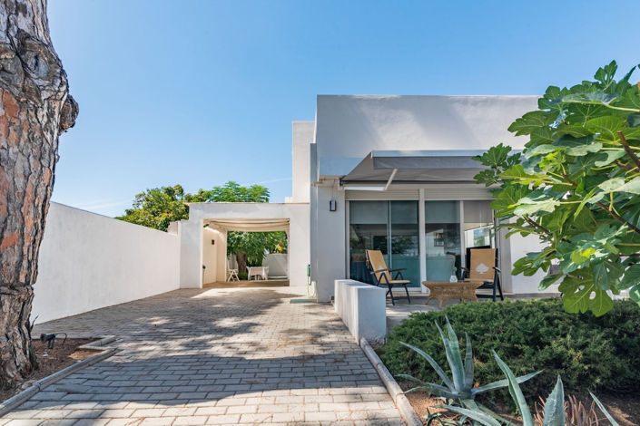 Image No.2-Villa de 4 chambres à vendre à Marbella