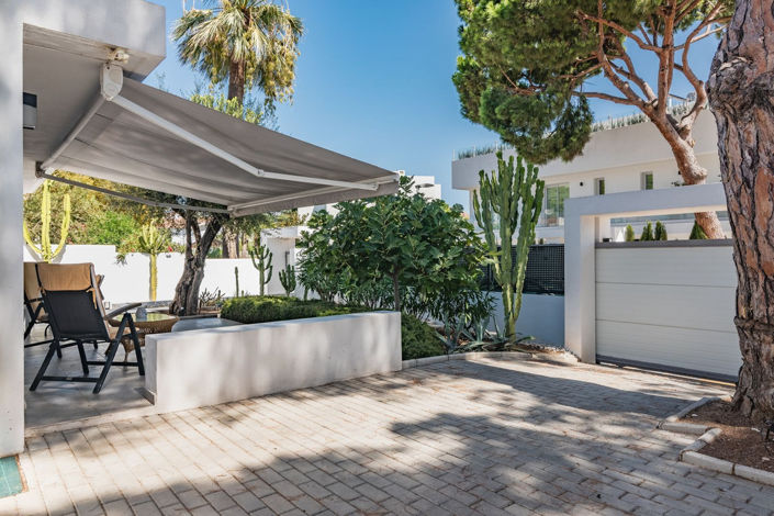 Image No.4-4 Bed Villa for sale