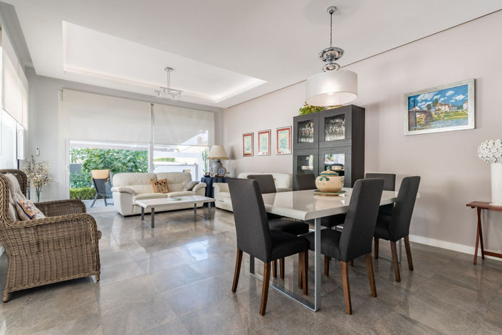 Image No.6-Villa de 4 chambres à vendre à Marbella