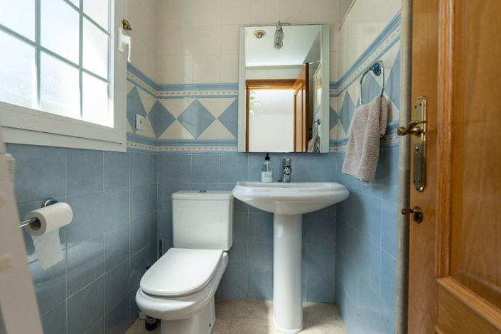 Image No.23-3 Bed Townhouse for sale