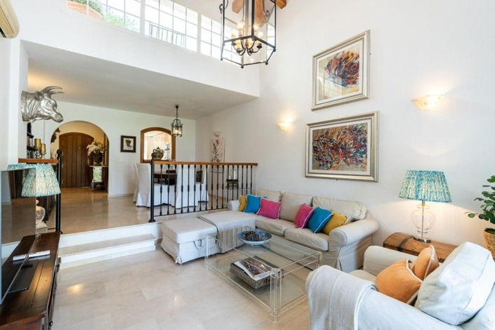 Image No.6-3 Bed Townhouse for sale