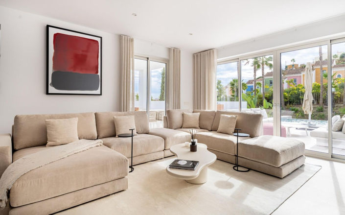 Image No.8-3 Bed Villa for sale