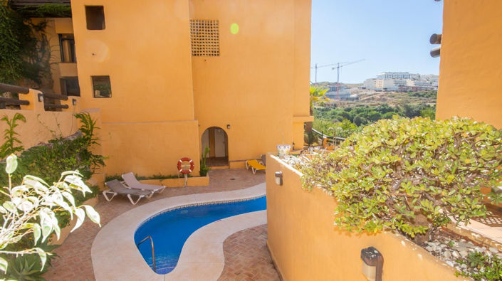 Image No.20-3 Bed Apartment for sale