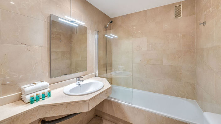 Image No.23-3 Bed Apartment for sale