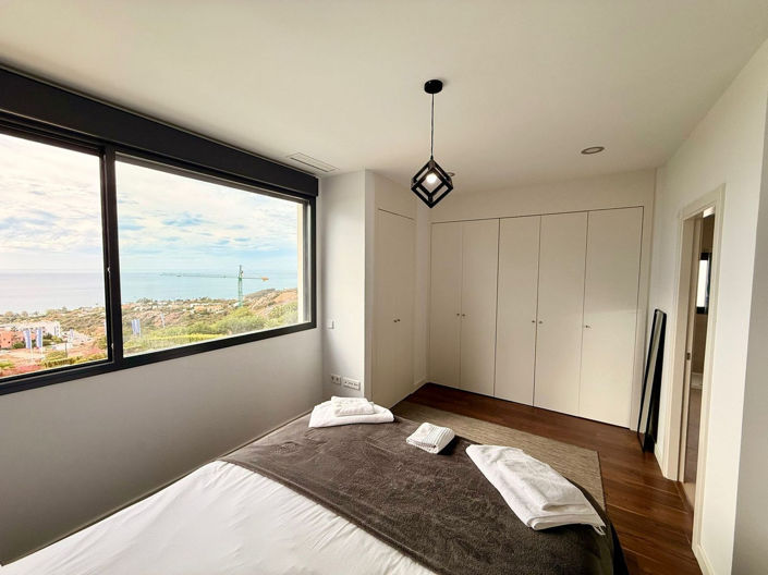 Image No.12-4 Bed Villa for sale