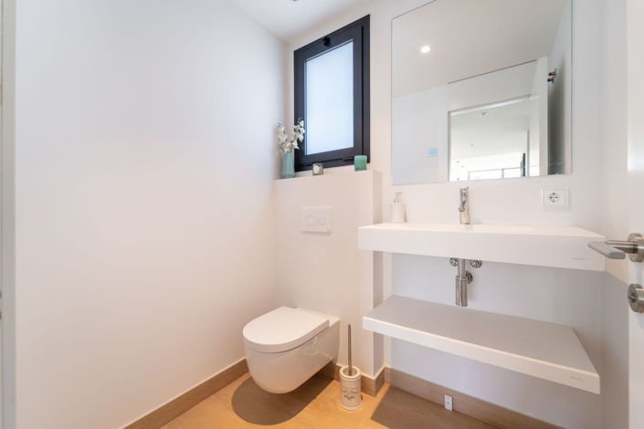 Image No.25-3 Bed Apartment for sale