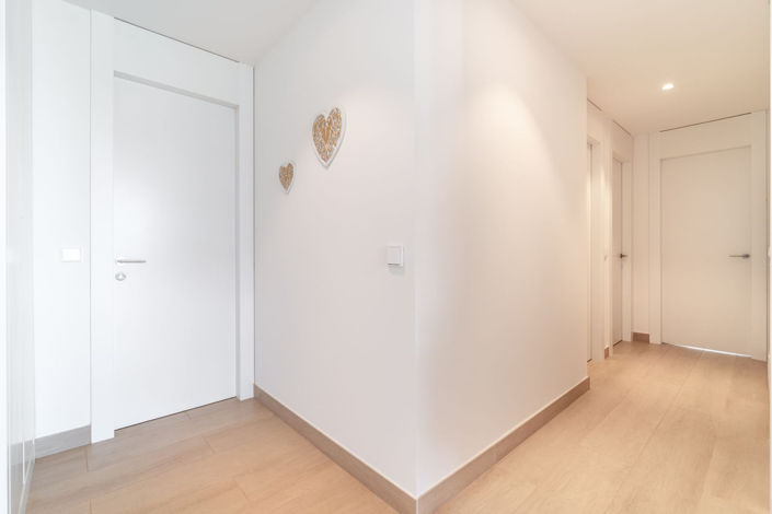 Image No.27-3 Bed Apartment for sale