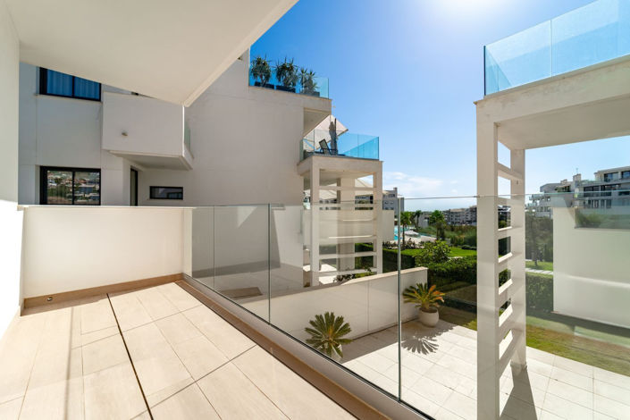 Image No.28-3 Bed Apartment for sale