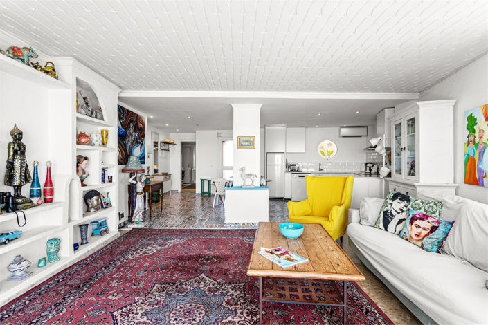 Image No.9-2 Bed Apartment for sale