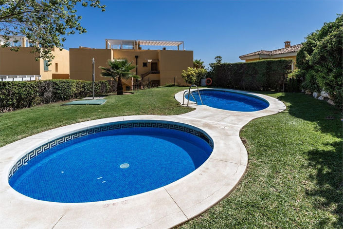 Image No.25-2 Bed Apartment for sale