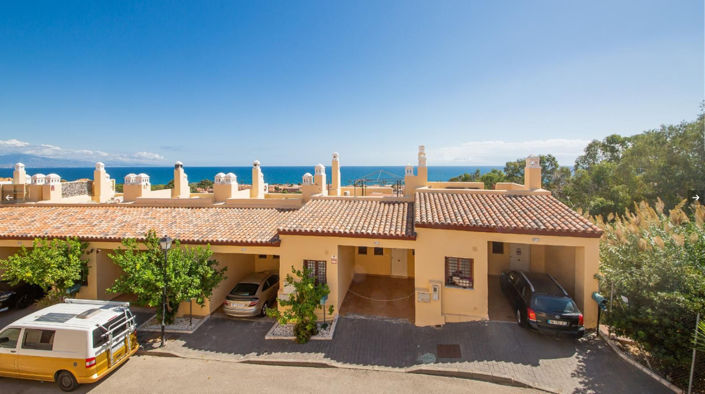 Image No.1-2 Bed Townhouse for sale