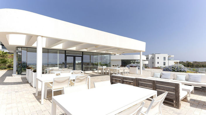 Image No.24-3 Bed Apartment for sale