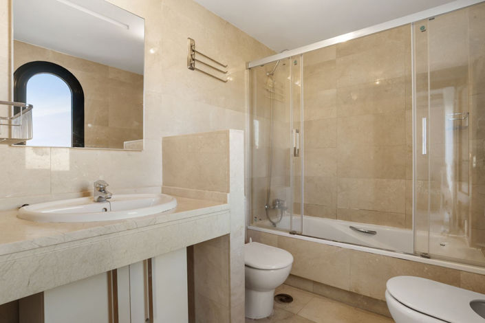 Image No.15-2 Bed Apartment for sale