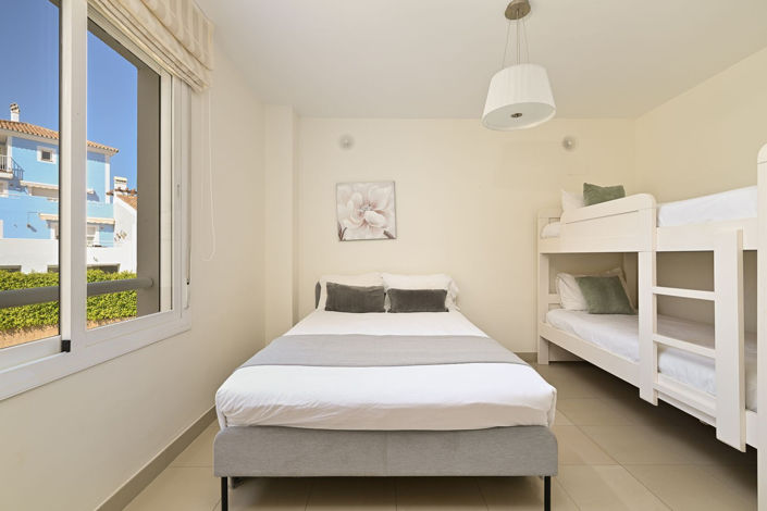 Image No.19-3 Bed Villa for sale