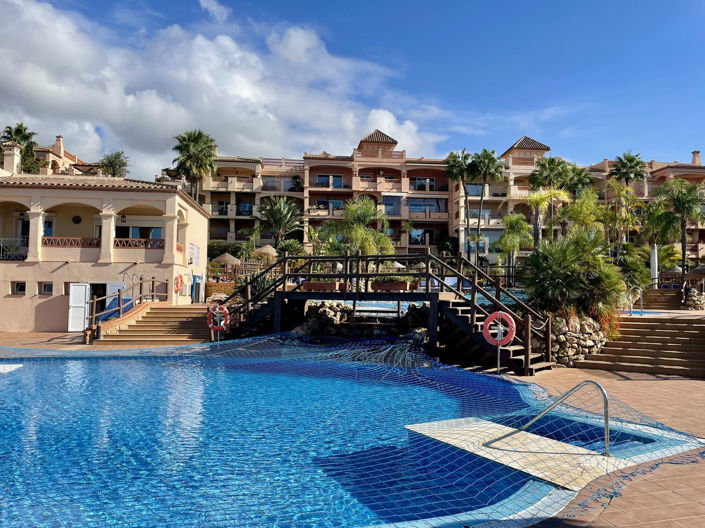 Image No.20-2 Bed Apartment for sale