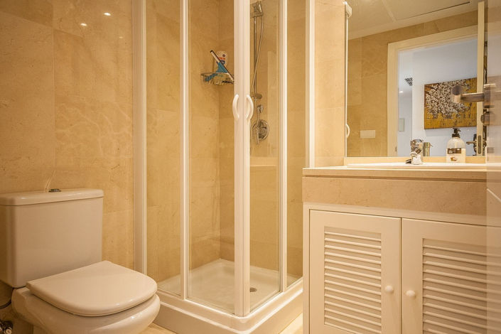 Image No.15-2 Bed Apartment for sale