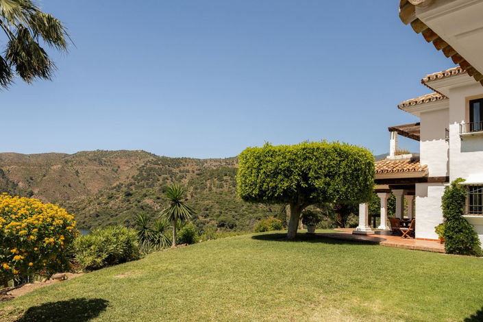 Image No.10-6 Bed Villa for sale