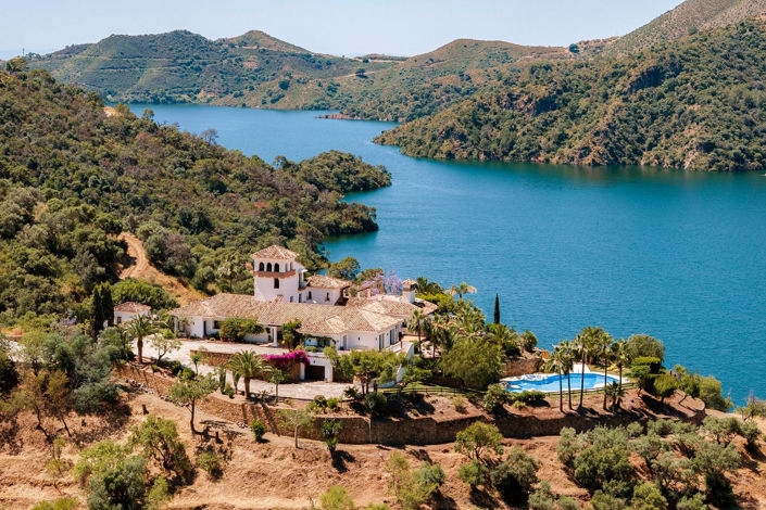 Image No.3-6 Bed Villa for sale