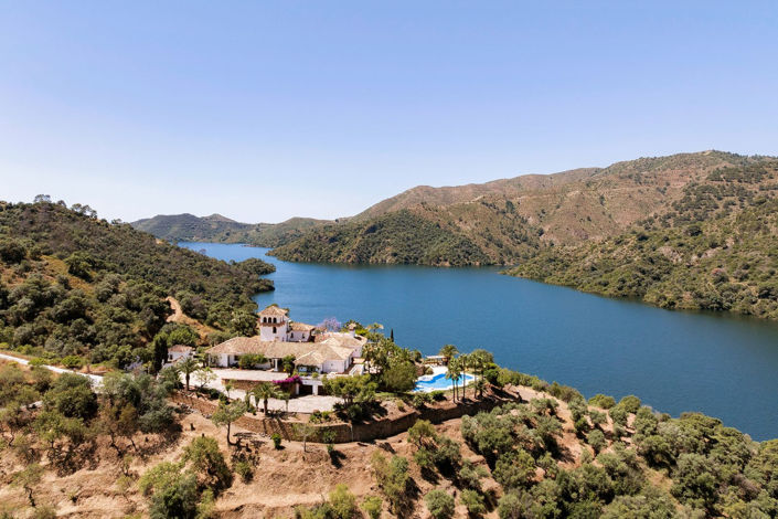 Image No.4-6 Bed Villa for sale