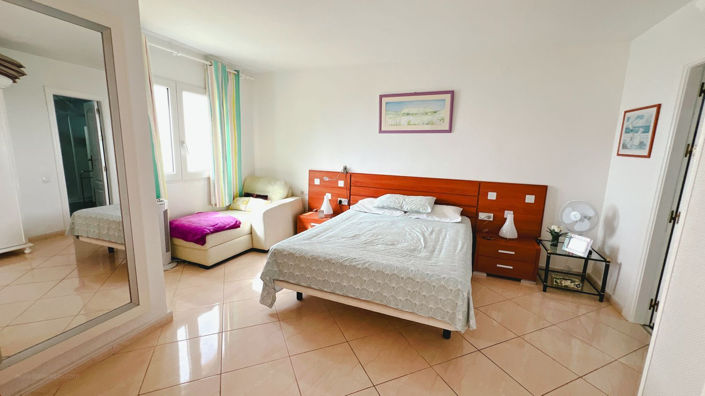 Image No.10-2 Bed Apartment for sale