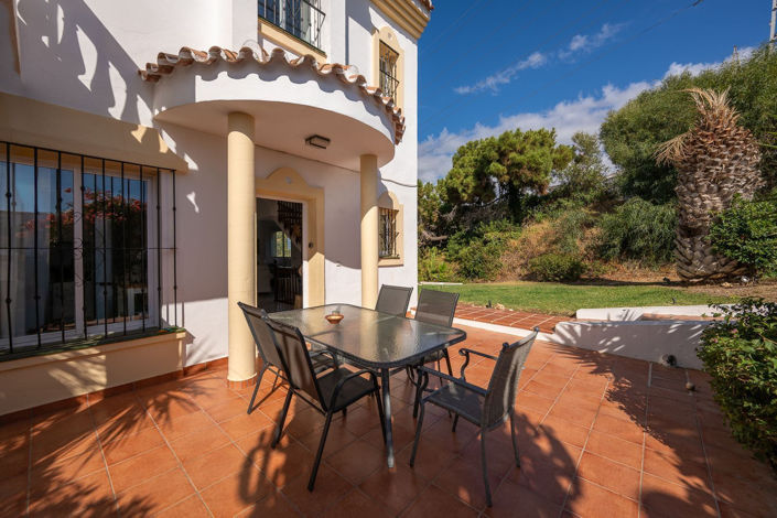 Image No.22-4 Bed Townhouse for sale