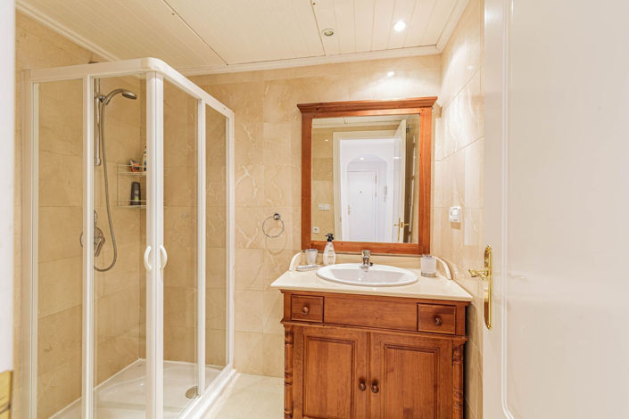 Image No.9-2 Bed Apartment for sale