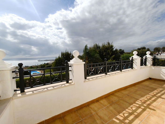 Image No.18-3 Bed Villa for sale