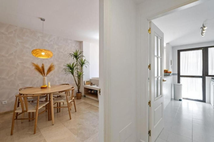 Image No.10-2 Bed Apartment for sale