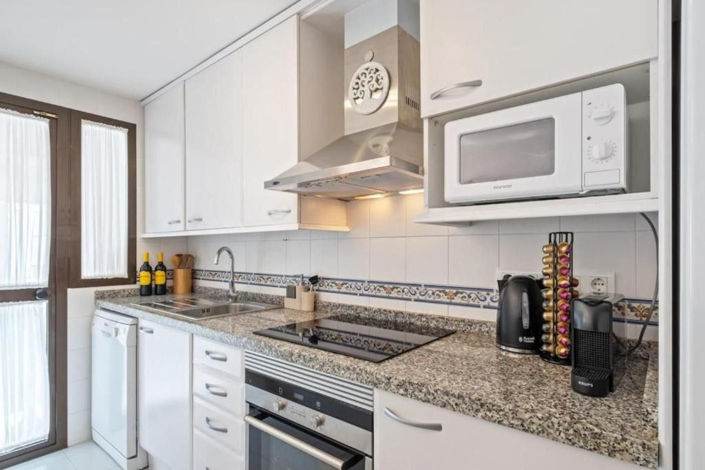 Image No.12-2 Bed Apartment for sale