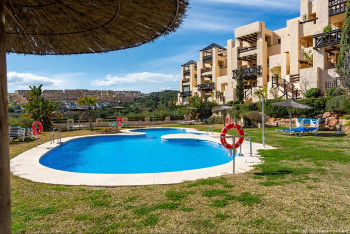 Image No.27-3 Bed Apartment for sale