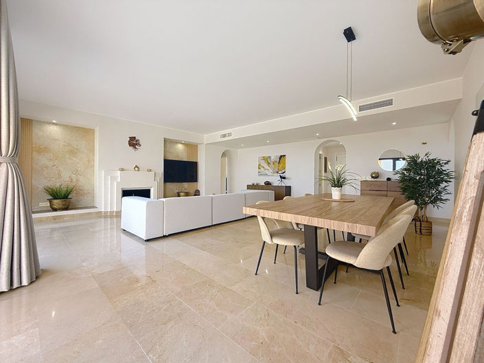 Image No.8-3 Bed Apartment for sale