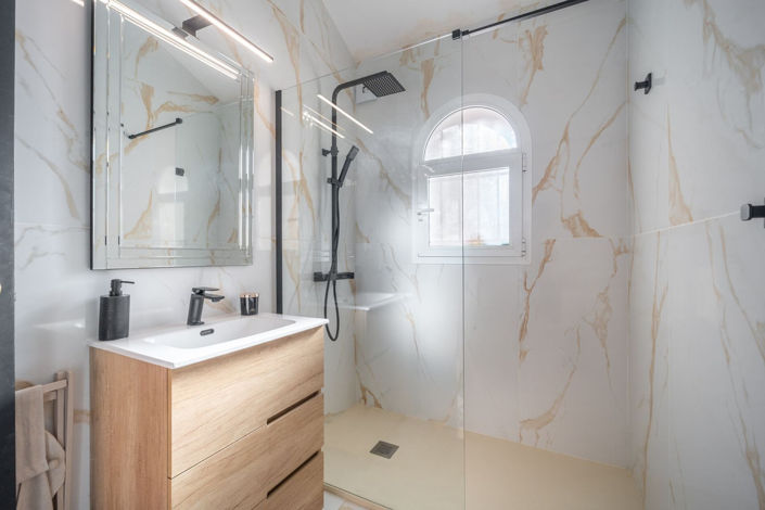 Image No.28-3 Bed Villa for sale