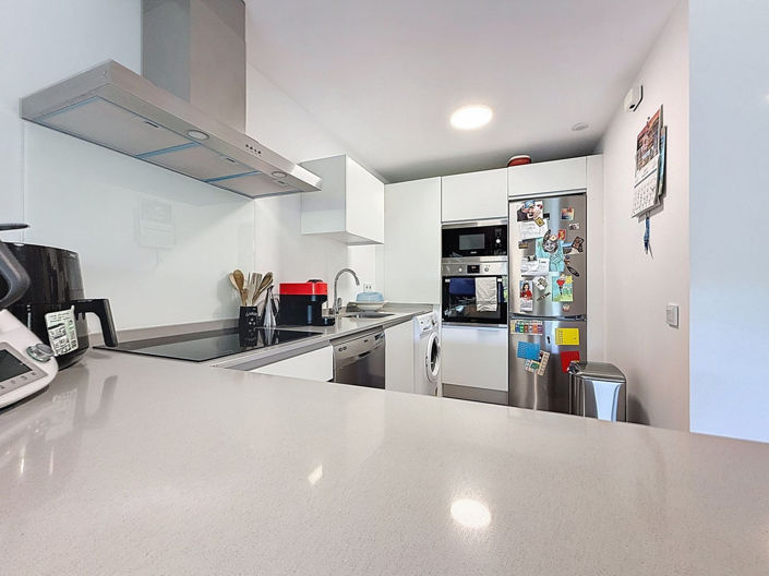 Image No.12-3 Bed Apartment for sale