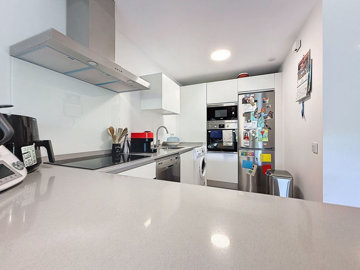 12-53013098fcab6c38b1379cd33298e050