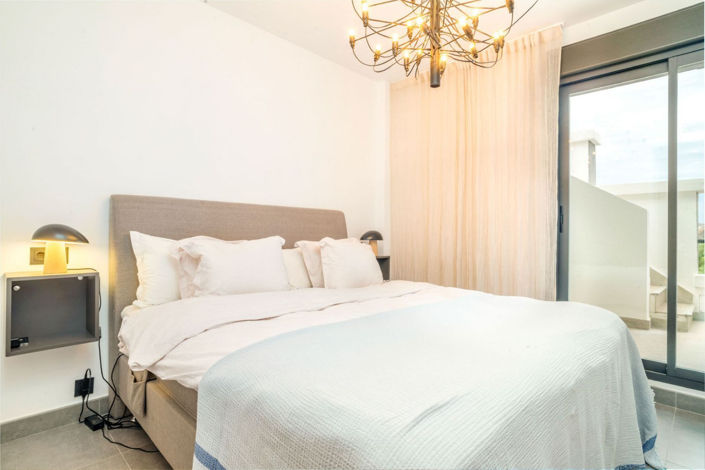 Image No.11-2 Bed Apartment for sale