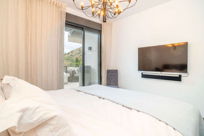 Image No.12-2 Bed Apartment for sale