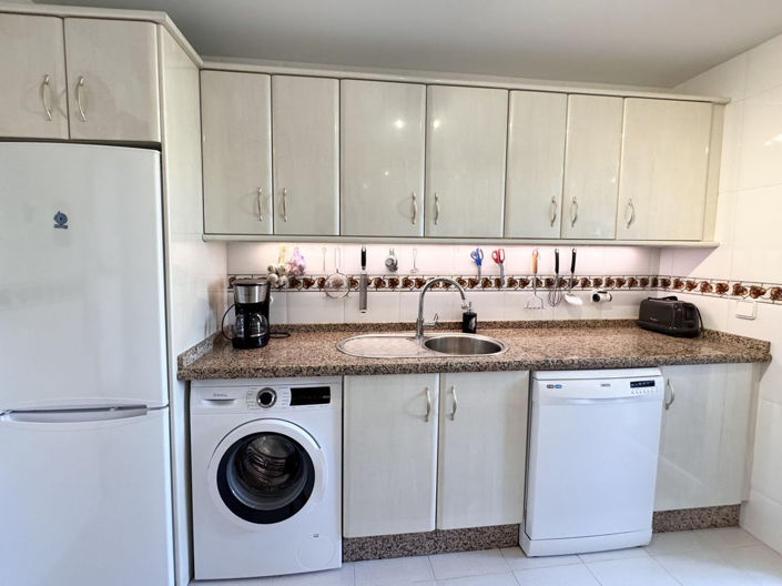 Image No.13-2 Bed Apartment for sale