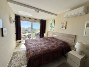 15-11d12f2f454f2f5e9b981fdd8b901d51