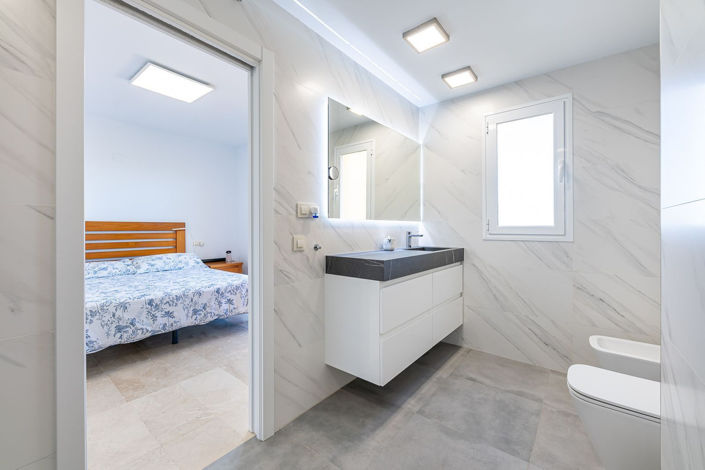 Image No.10-4 Bed Apartment for sale