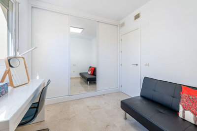 12-53013098fcab6c38b1379cd33298e050